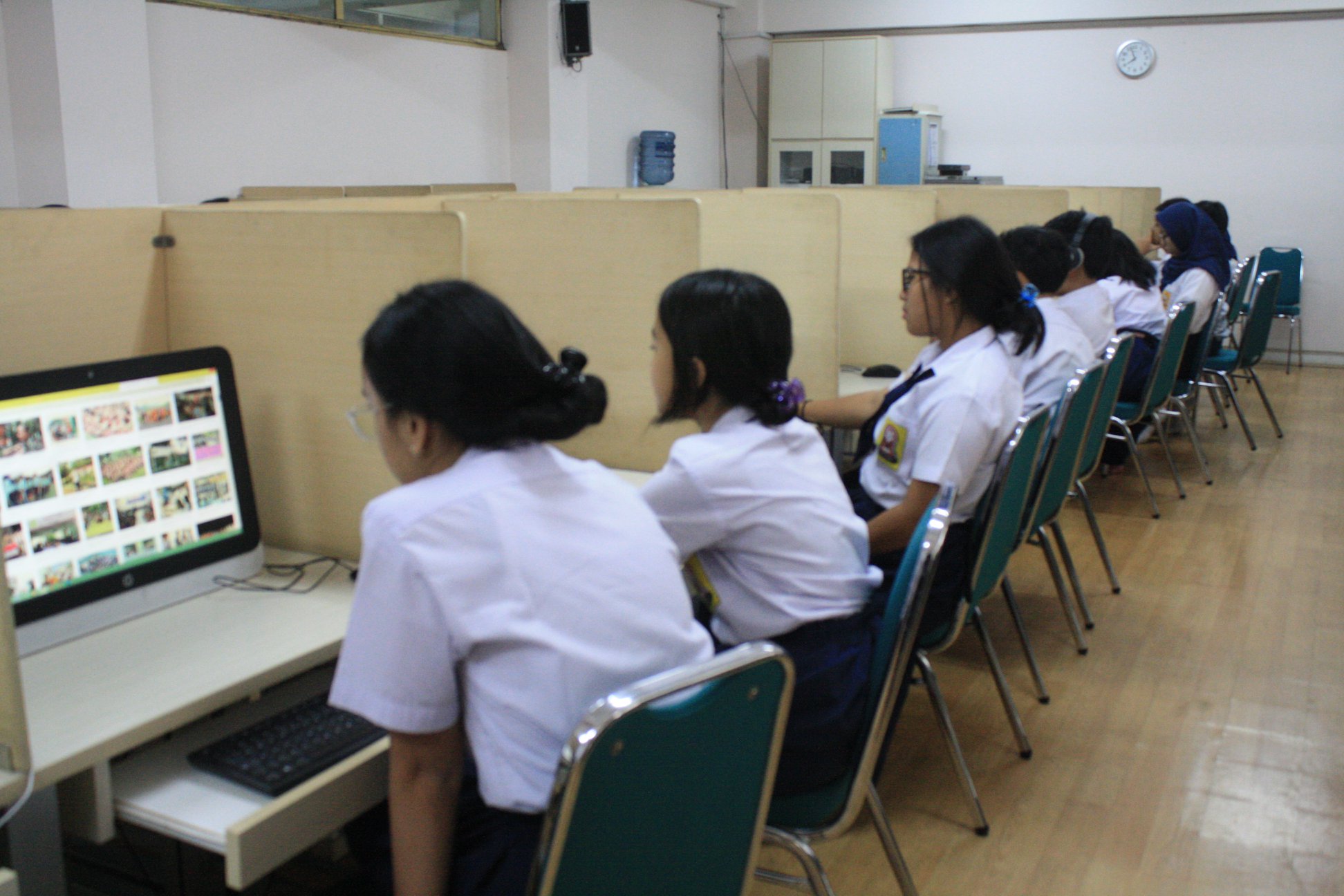 Koding dan Kecerdasan Artifisial: Peluang Besar dan Tantangannya untuk Pendidikan di Indonesia