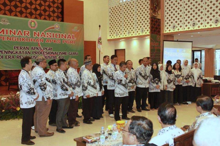 Klarifikasi Organisasi Ikatan Guru Informatika PGRI